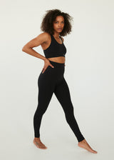 The Lena Seamless Rib Leggings are seamless premium work-out leggings, made with recycled materials.